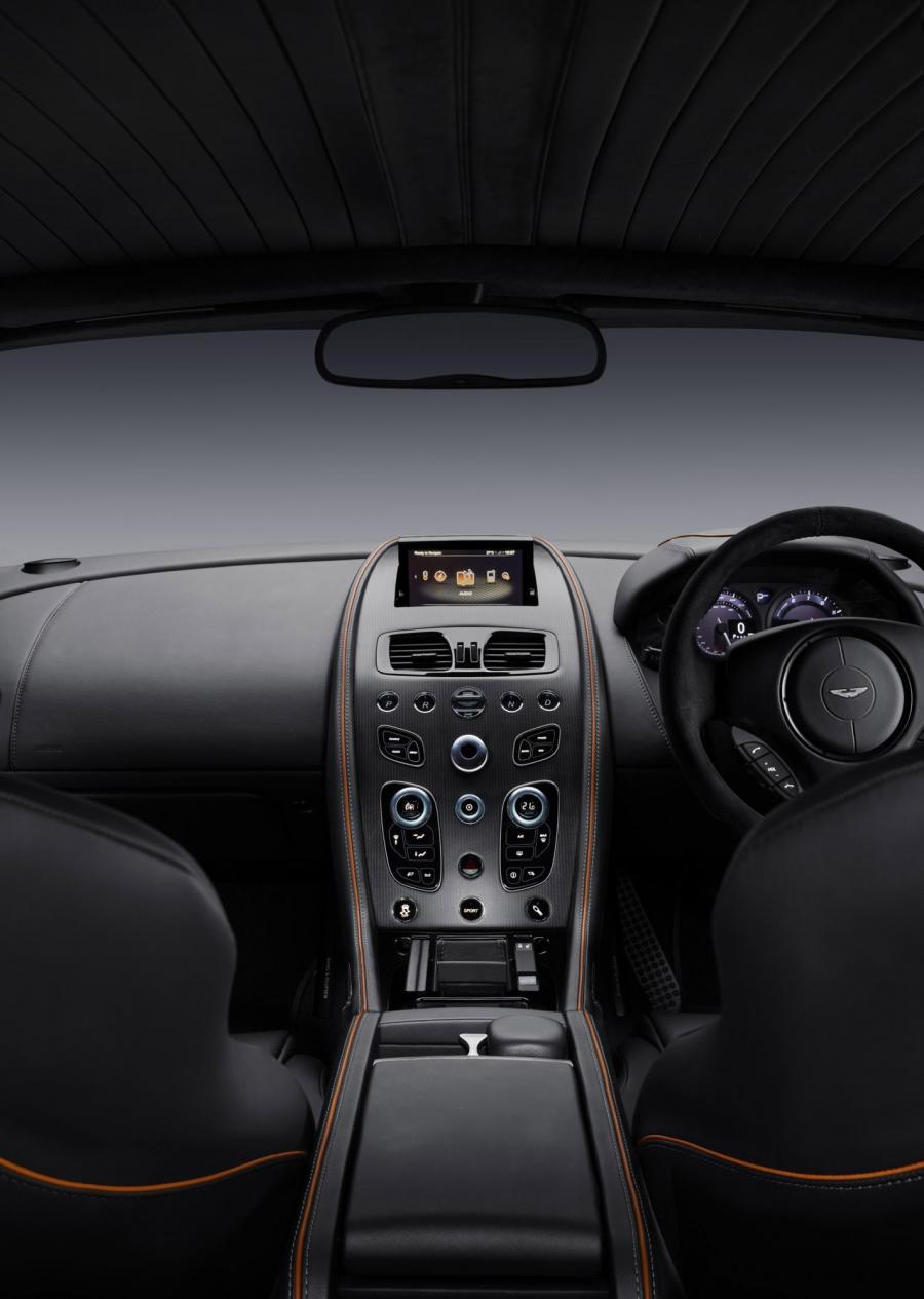 Торпедо Aston Martin DB9 GT 2015 года  (UK) (фото 17 из 20)